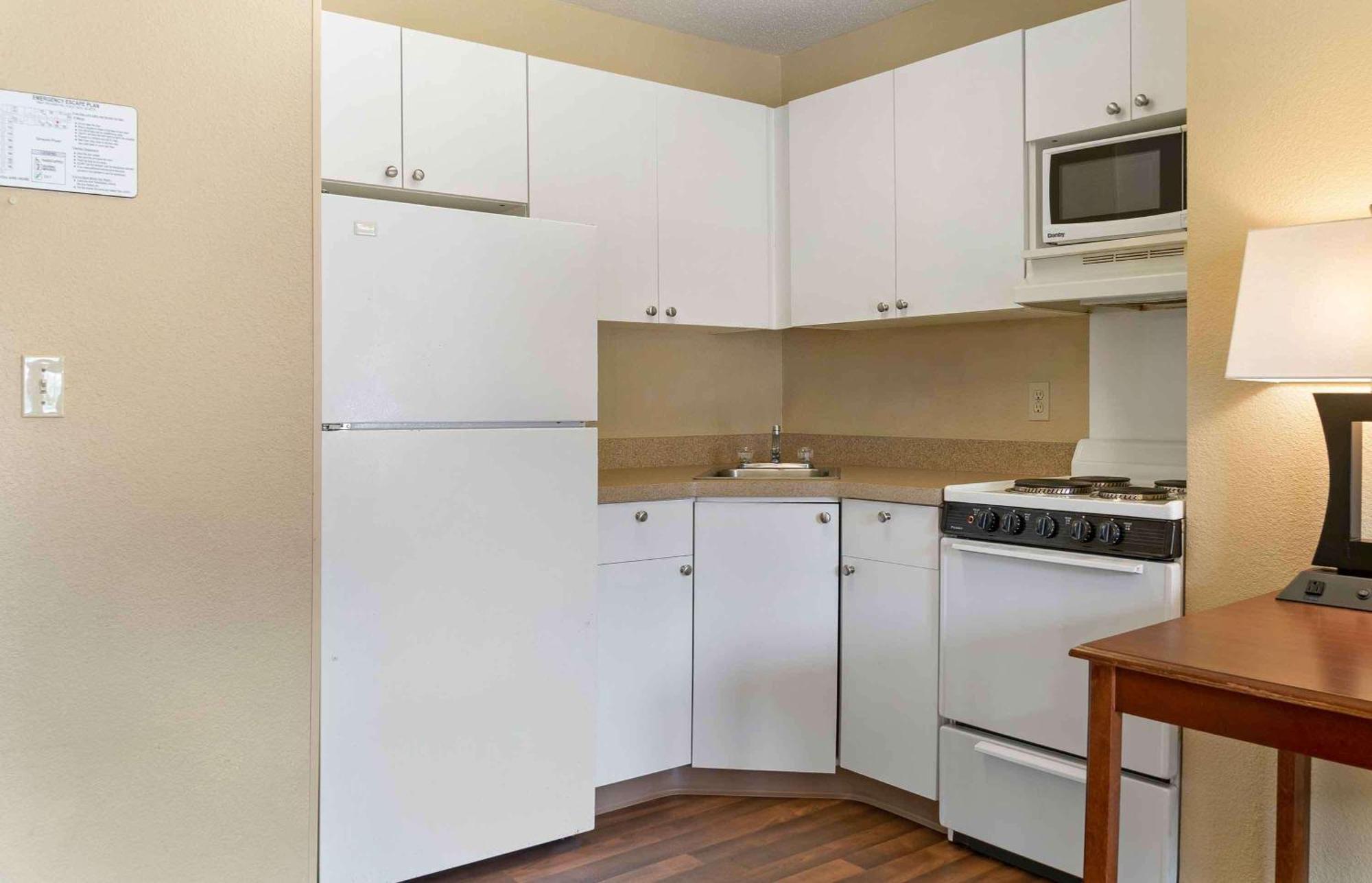 Extended Stay America Suites - Detroit - Novi - Orchard Hill Place Northville Exterior foto