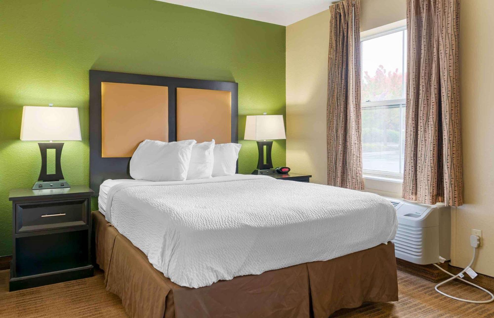 Extended Stay America Suites - Detroit - Novi - Orchard Hill Place Northville Exterior foto